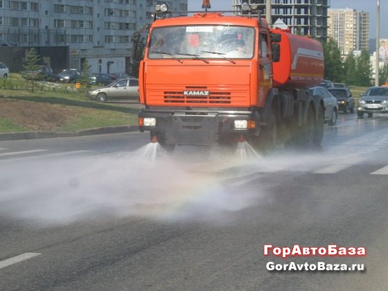 Услуги поливомоечной машины