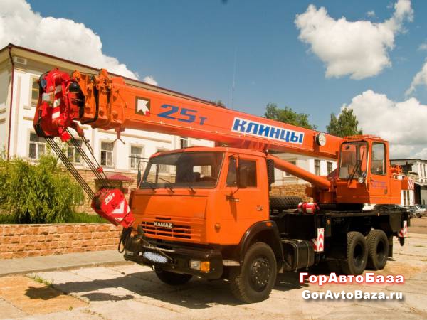Кран в аренду 25 т, 22 м стрела
